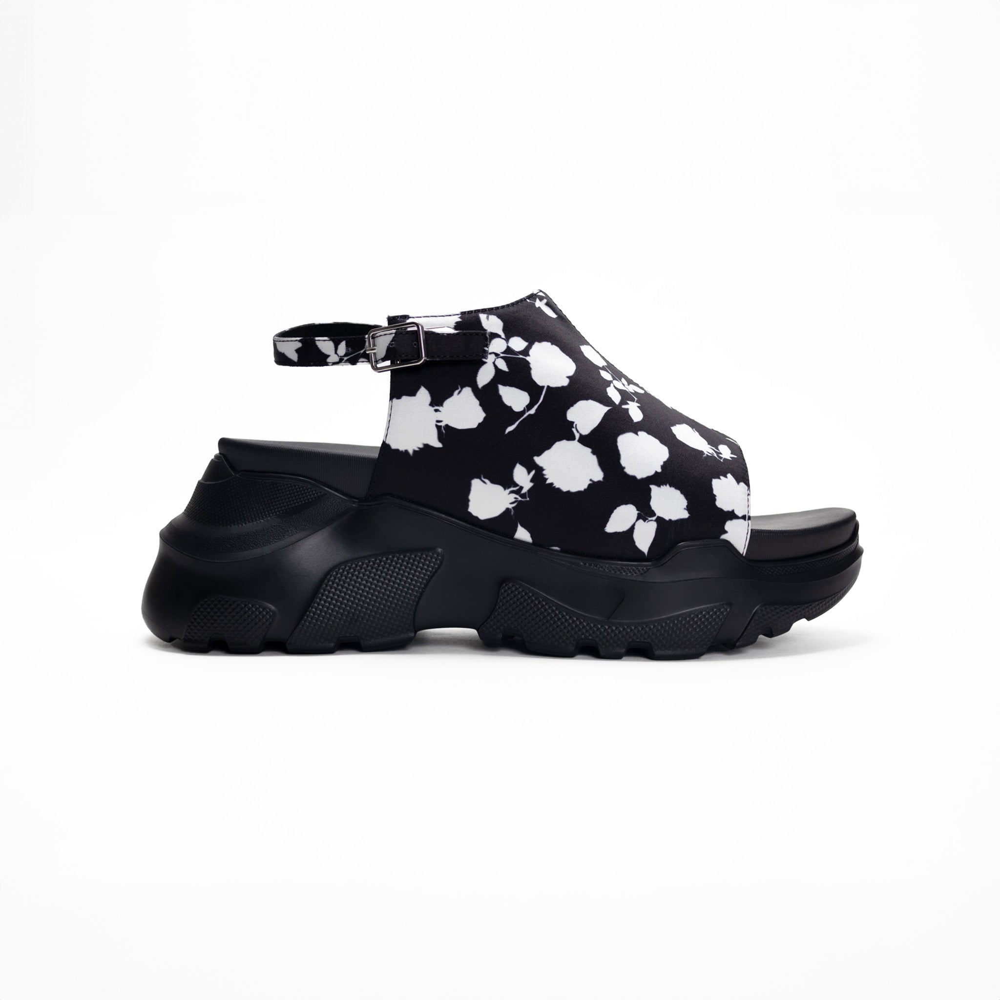 Baccara Black satin Flower