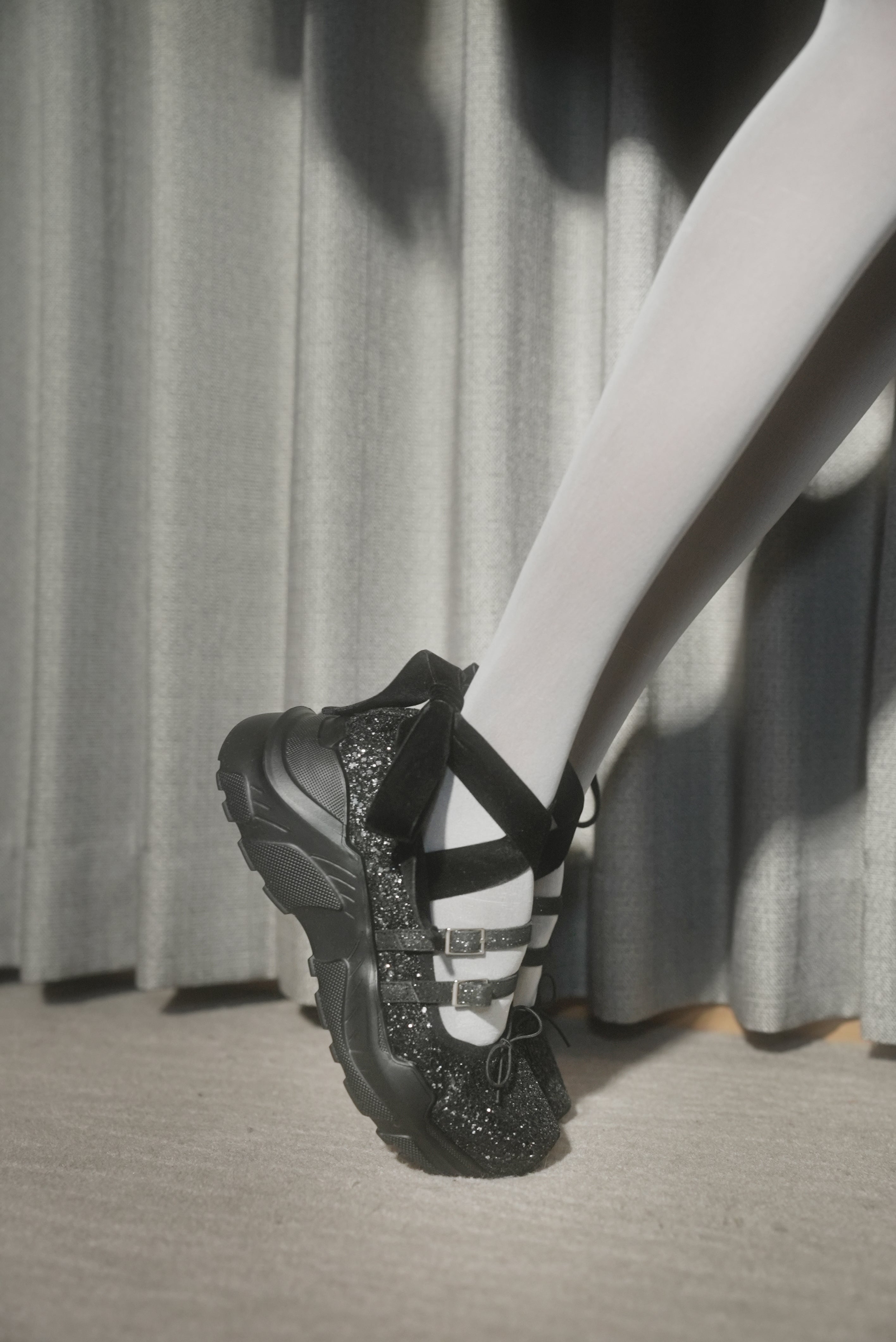 Giselle_glitter Black glitter×BK